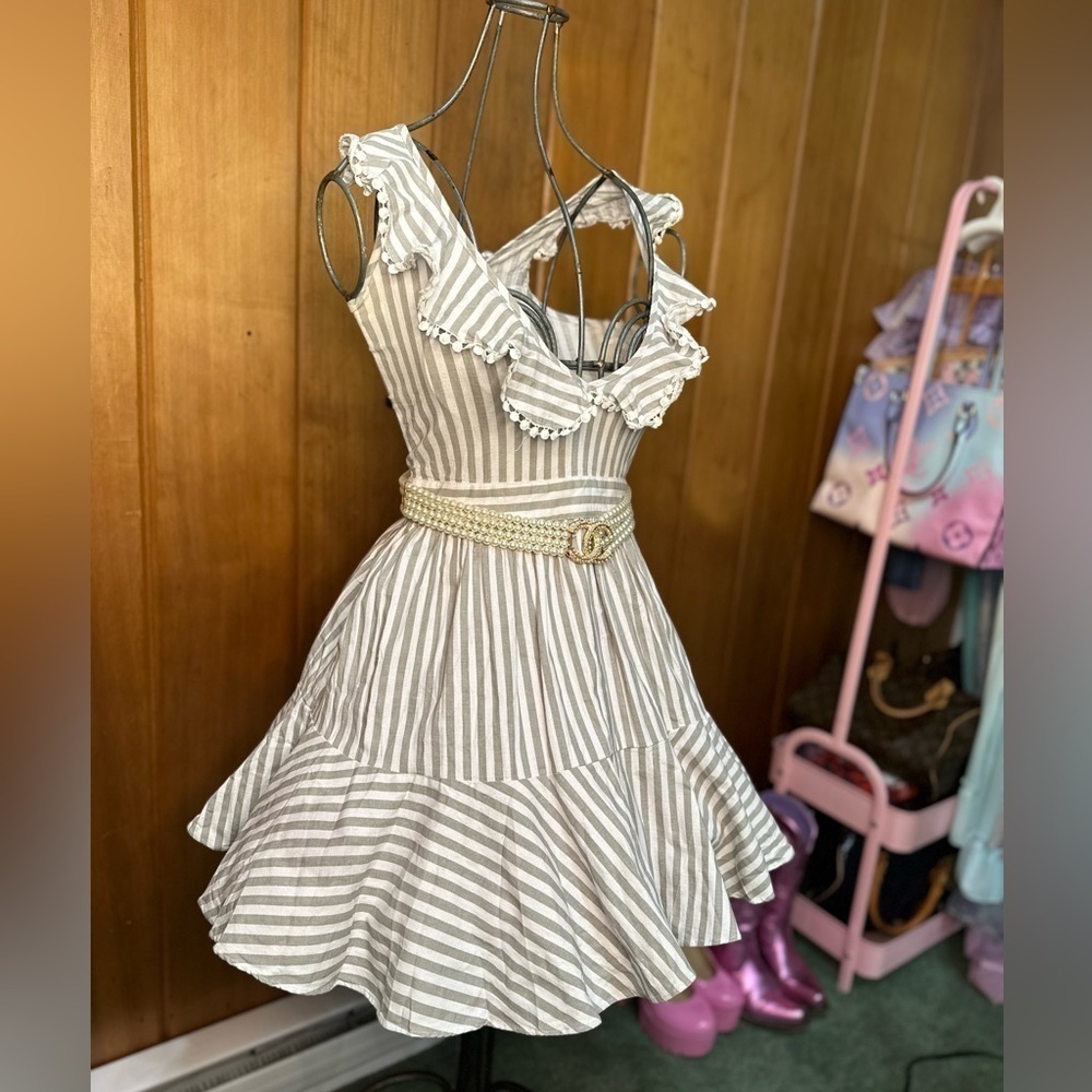 Adorn Boutique, Dress, Medium ✨​​​​​​​